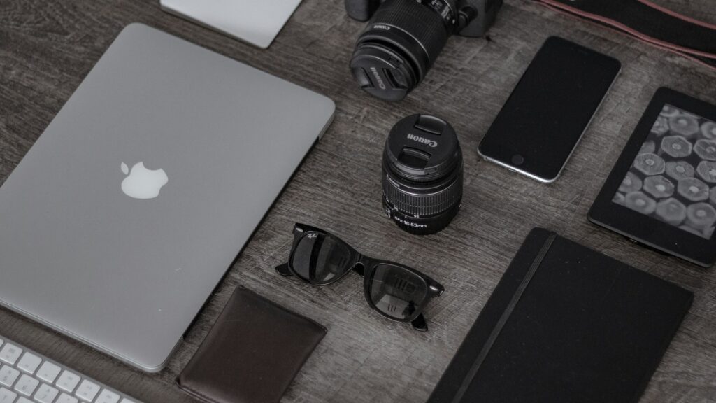 telefon, laptop, kamera